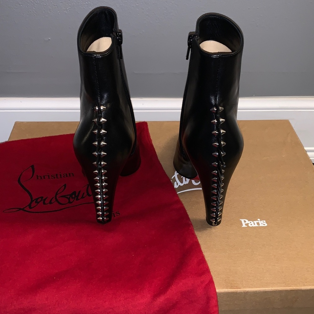 AUTHENTIC Christian Louboutin Brand New boots size 37 half w spikes and studs - Picture 4 of 8
